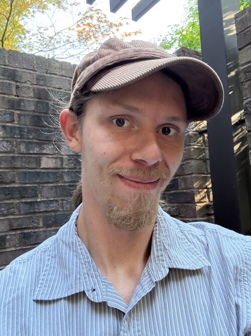 Profile picture for Lark Cummings